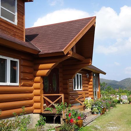 Log Pension Izumigamori Мотобу Екстериор снимка